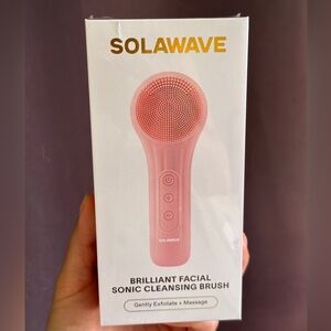 Brand new in box SOLAWAVE Brilliant Facial Sonic Cleansing Brush Pink Sonic